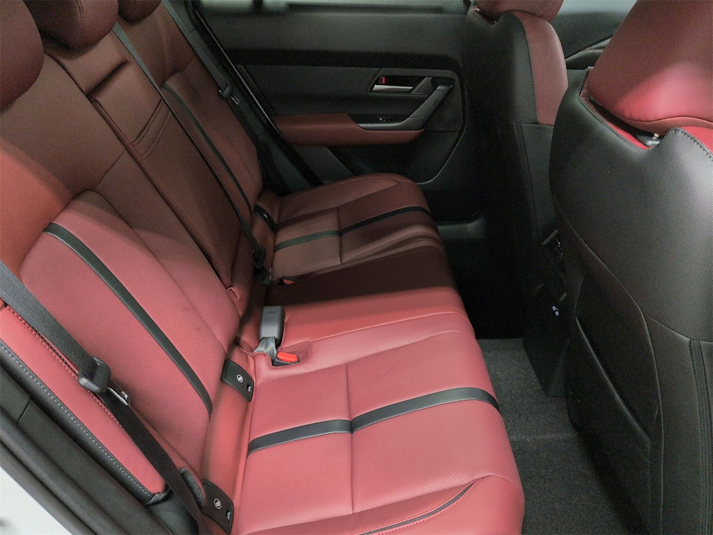 Thumbnail: 2026 Mazda CX-50 - 30