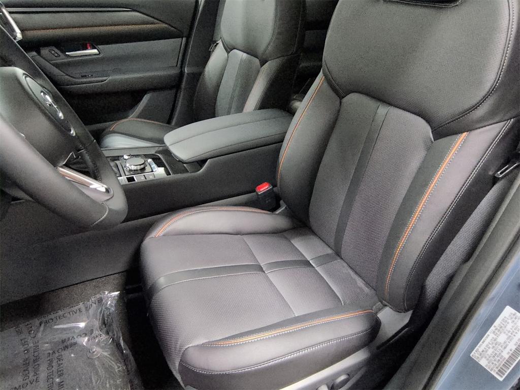 Thumbnail: 2026 Mazda CX-50 - 10