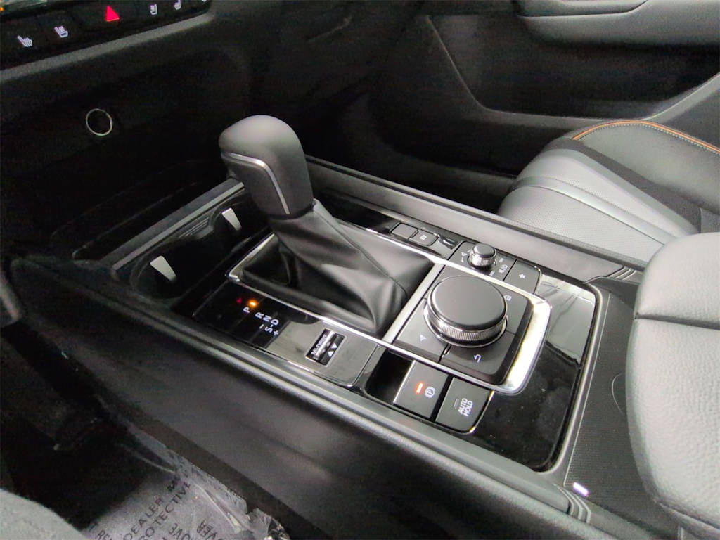 Thumbnail: 2026 Mazda CX-50 - 15