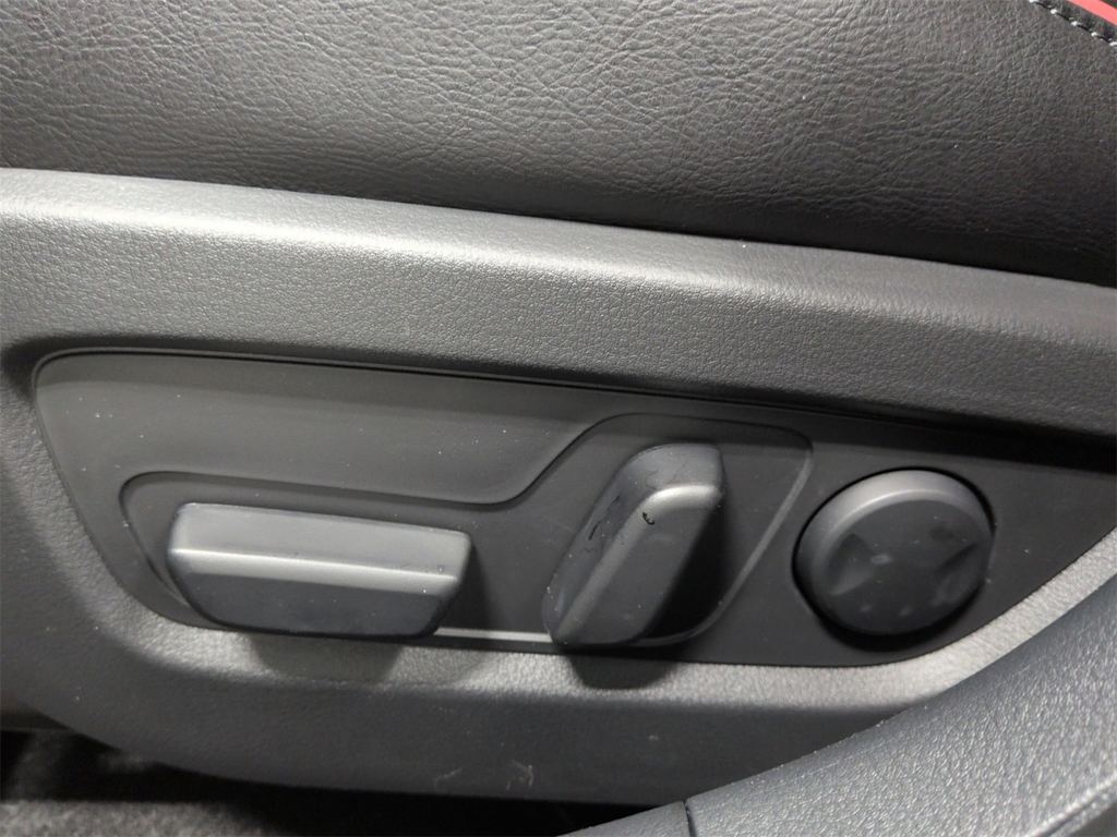 Thumbnail: 2026 Mazda CX-50 - 27