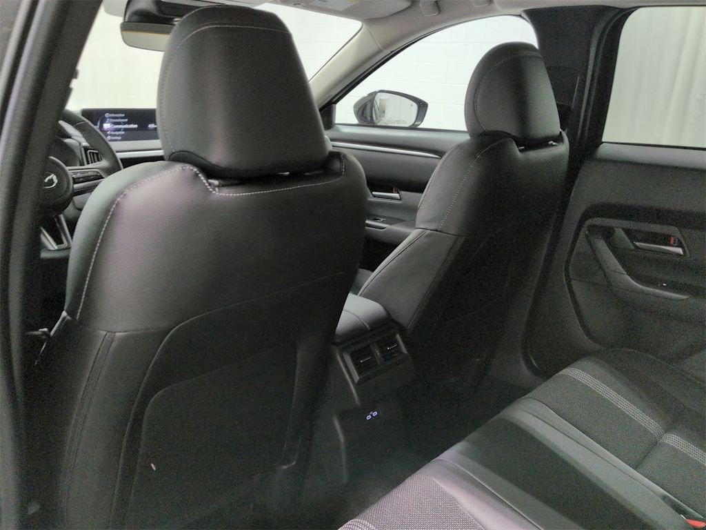 Thumbnail: 2025 Mazda CX-50 - 13