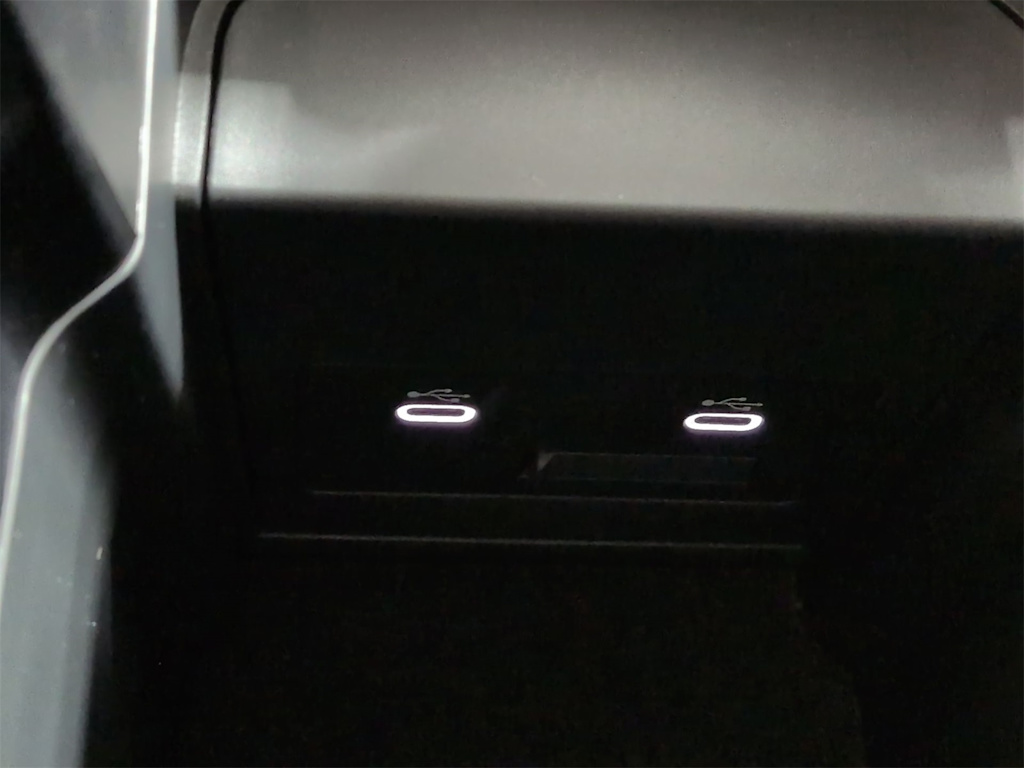 Thumbnail: 2025 Mazda CX-50 - 35