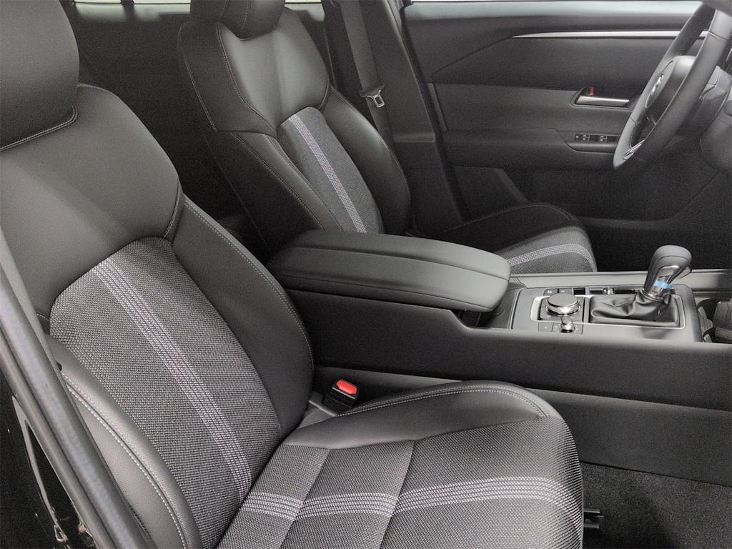 Thumbnail: 2025 Mazda CX-50 - 12