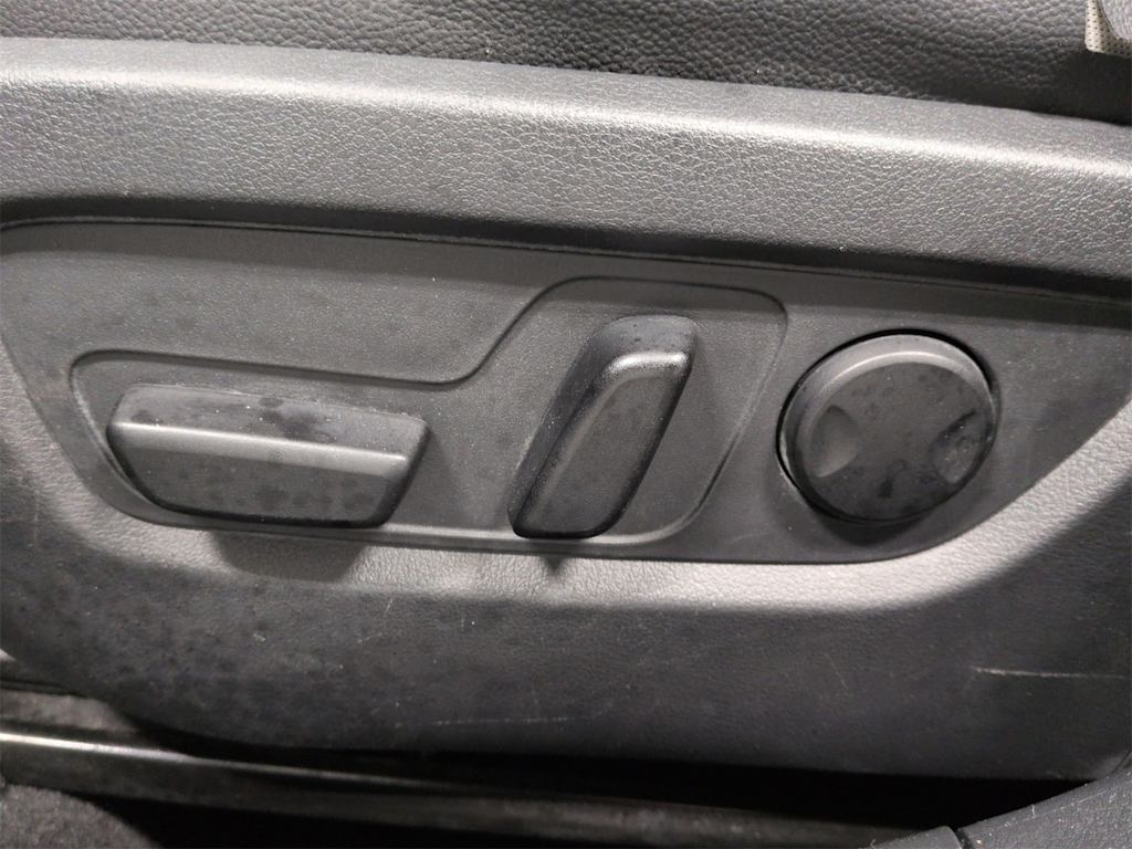 Thumbnail: 2023 Mazda CX-50 - 27