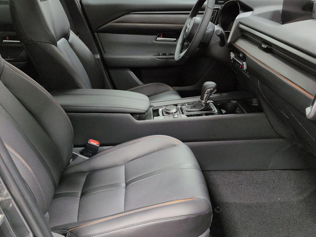 Thumbnail: 2026 Mazda CX-50 - 12