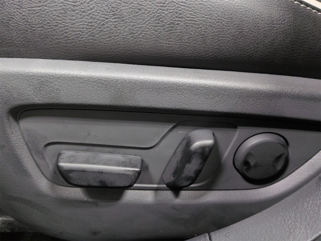 Thumbnail: 2026 Mazda CX-50 - 26