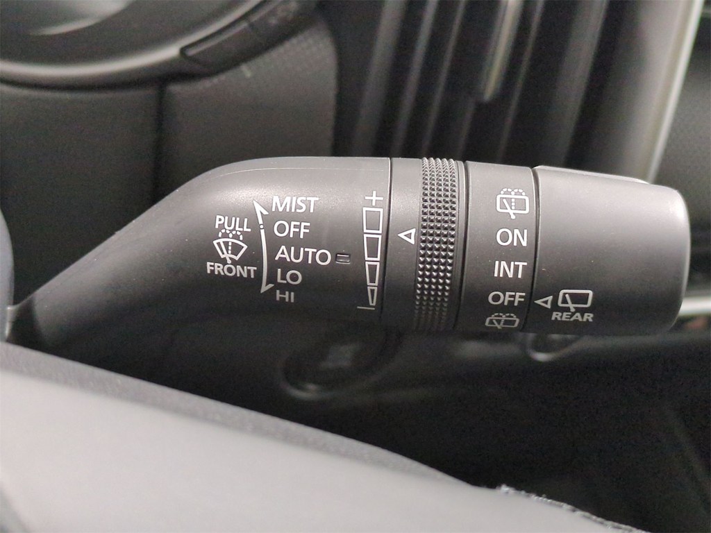 Thumbnail: 2025 Mazda CX-50 - 31