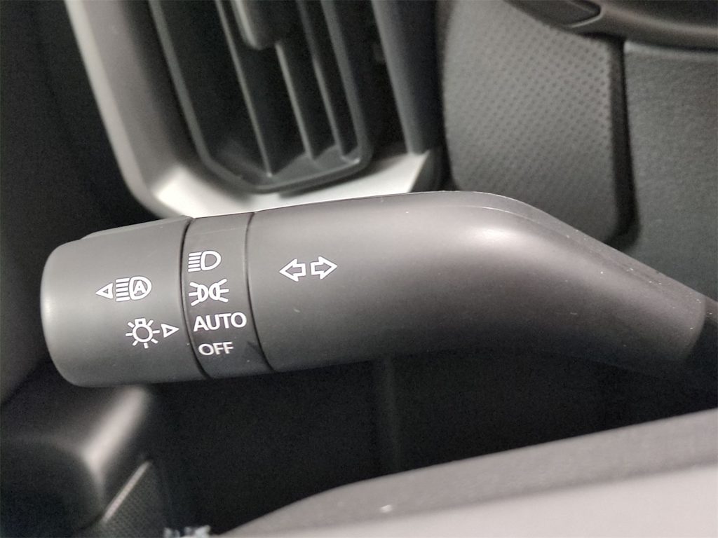 Thumbnail: 2025 Mazda CX-50 - 32