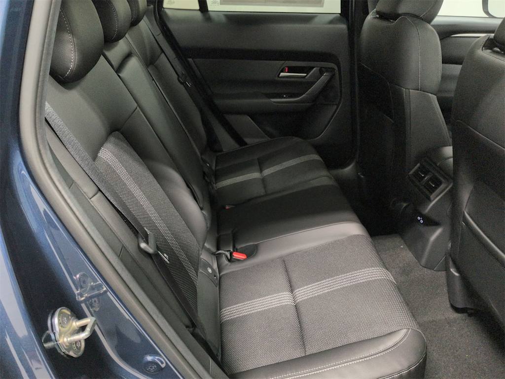 Thumbnail: 2025 Mazda CX-50 - 30