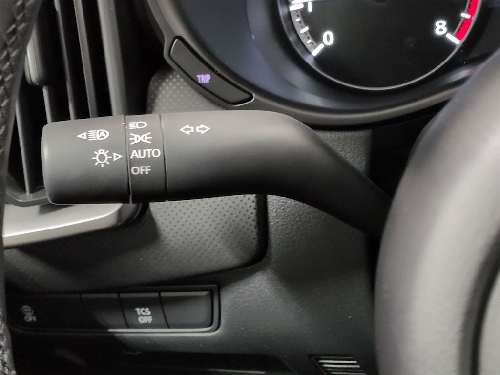 Thumbnail: 2025 Mazda CX-50 - 35