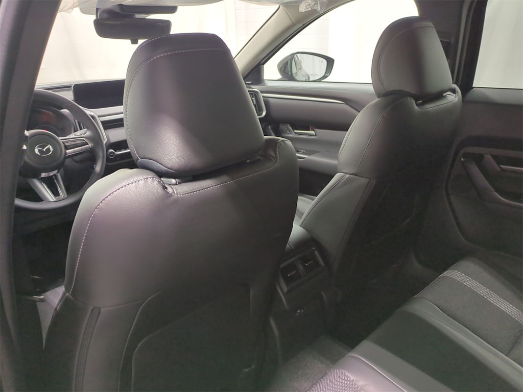 Thumbnail: 2025 Mazda CX-50 - 11