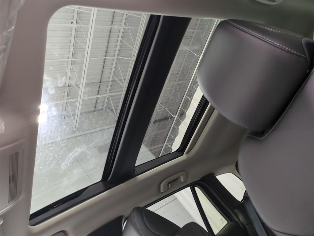 Thumbnail: 2025 Mazda CX-50 - 25