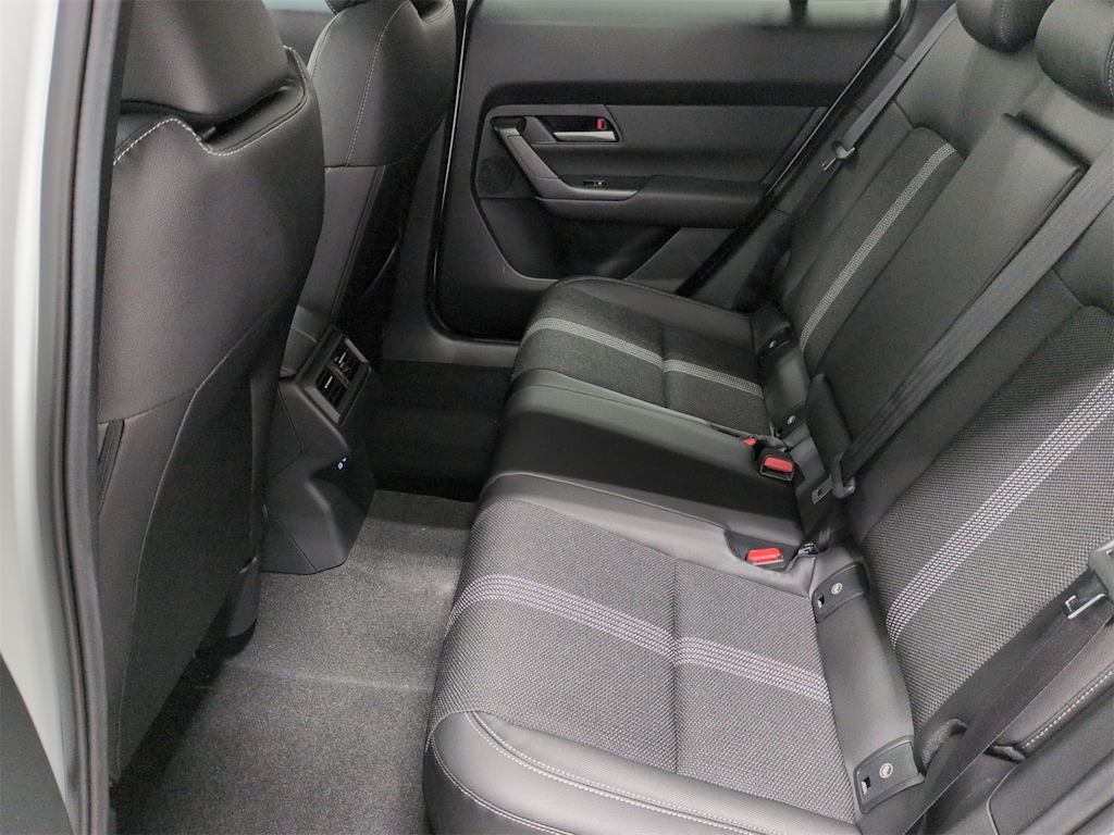 Thumbnail: 2025 Mazda CX-50 - 28