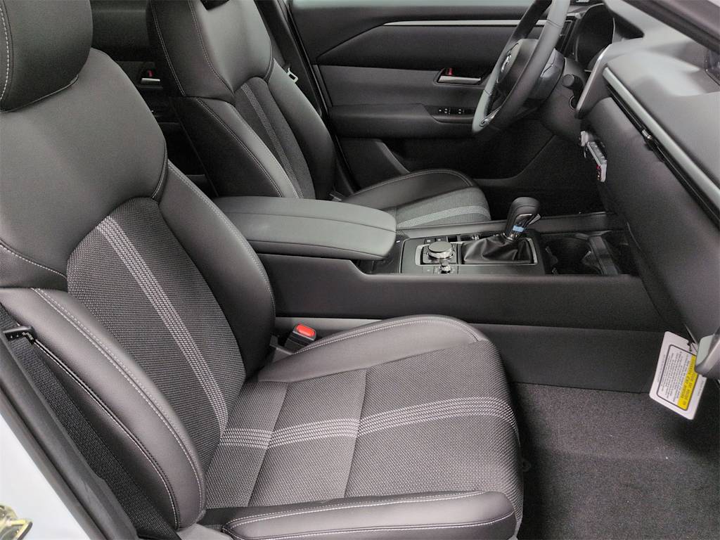 Thumbnail: 2025 Mazda CX-50 - 12