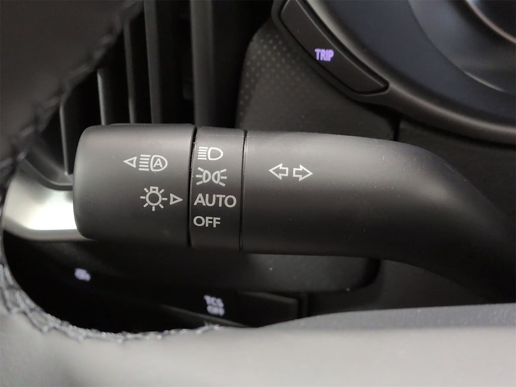 Thumbnail: 2025 Mazda CX-50 - 33