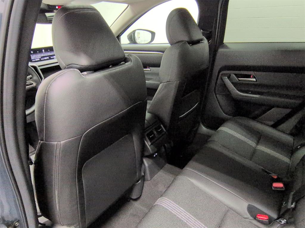 Thumbnail: 2025 Mazda CX-50 - 13