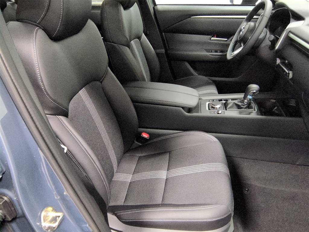 Thumbnail: 2025 Mazda CX-50 - 12