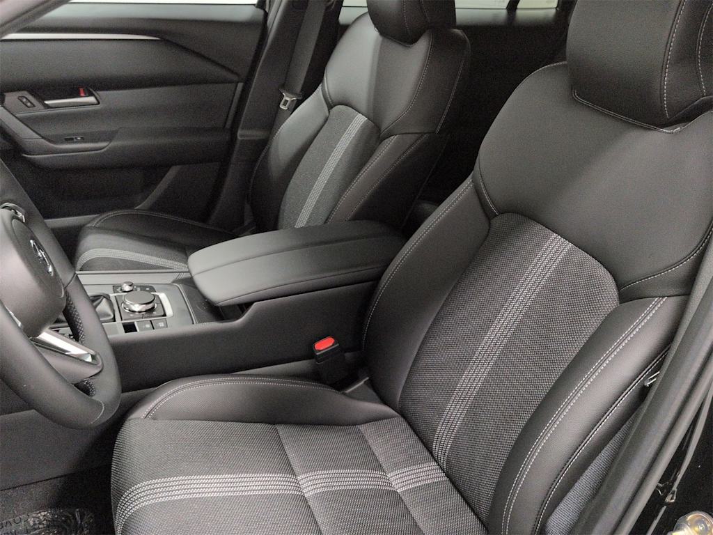 Thumbnail: 2025 Mazda CX-50 - 9