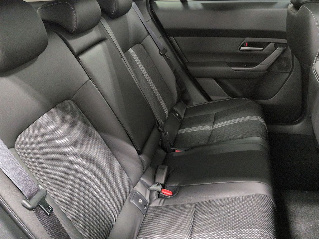 Thumbnail: 2025 Mazda CX-50 - 27