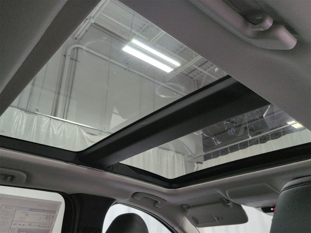 Thumbnail: 2025 Mazda CX-50 - 31