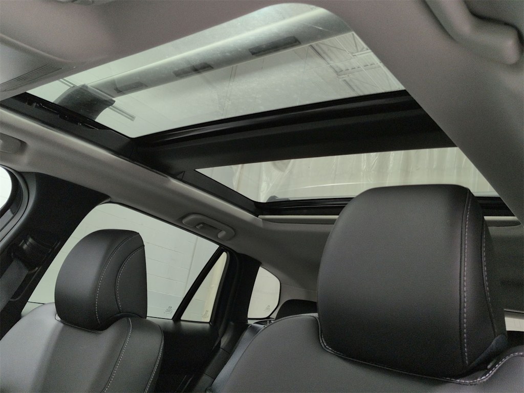 Thumbnail: 2025 Mazda CX-50 - 28