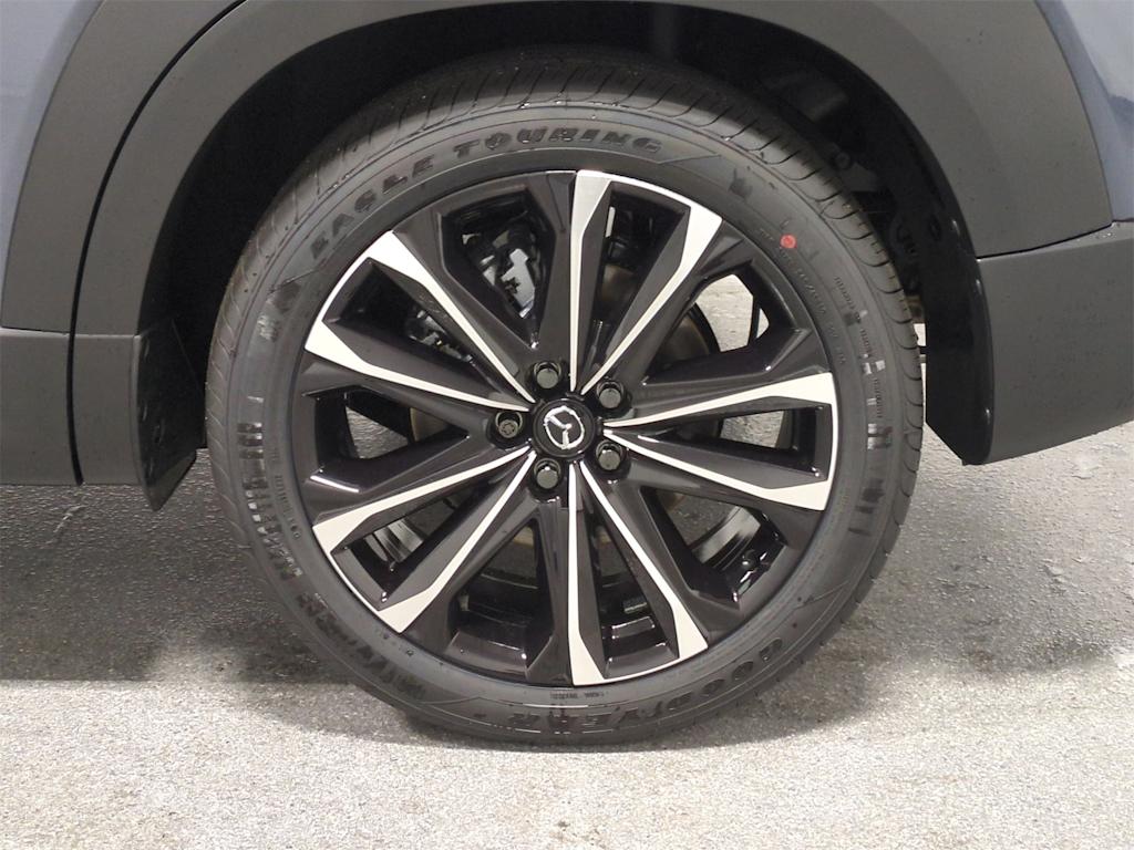 Thumbnail: 2025 Mazda CX-50 - 8