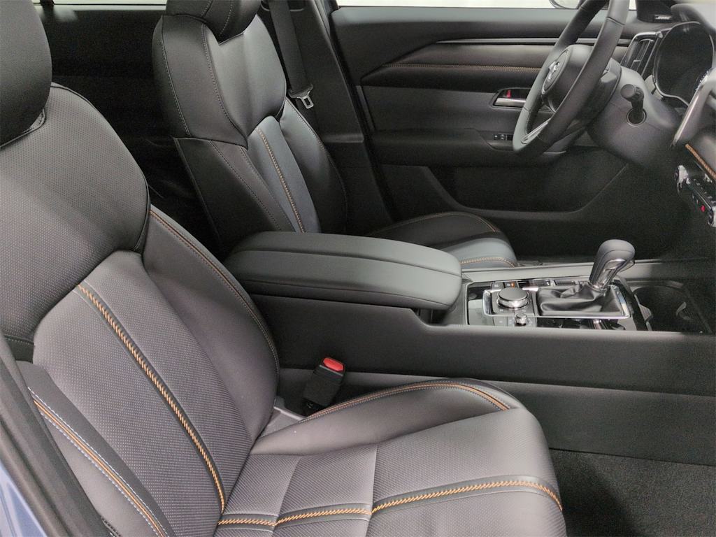 Thumbnail: 2025 Mazda CX-50 - 12