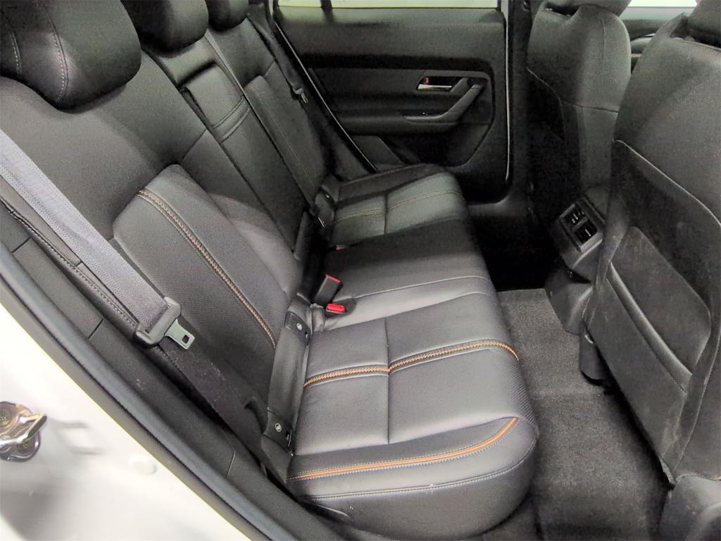 Thumbnail: 2025 Mazda CX-50 - 30