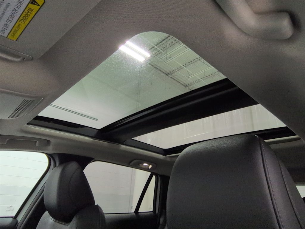 Thumbnail: 2025 Mazda CX-50 - 28