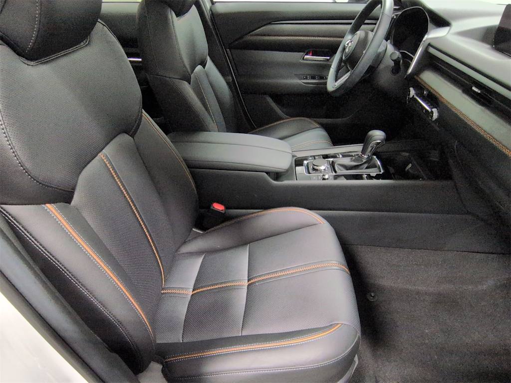 Thumbnail: 2025 Mazda CX-50 - 11