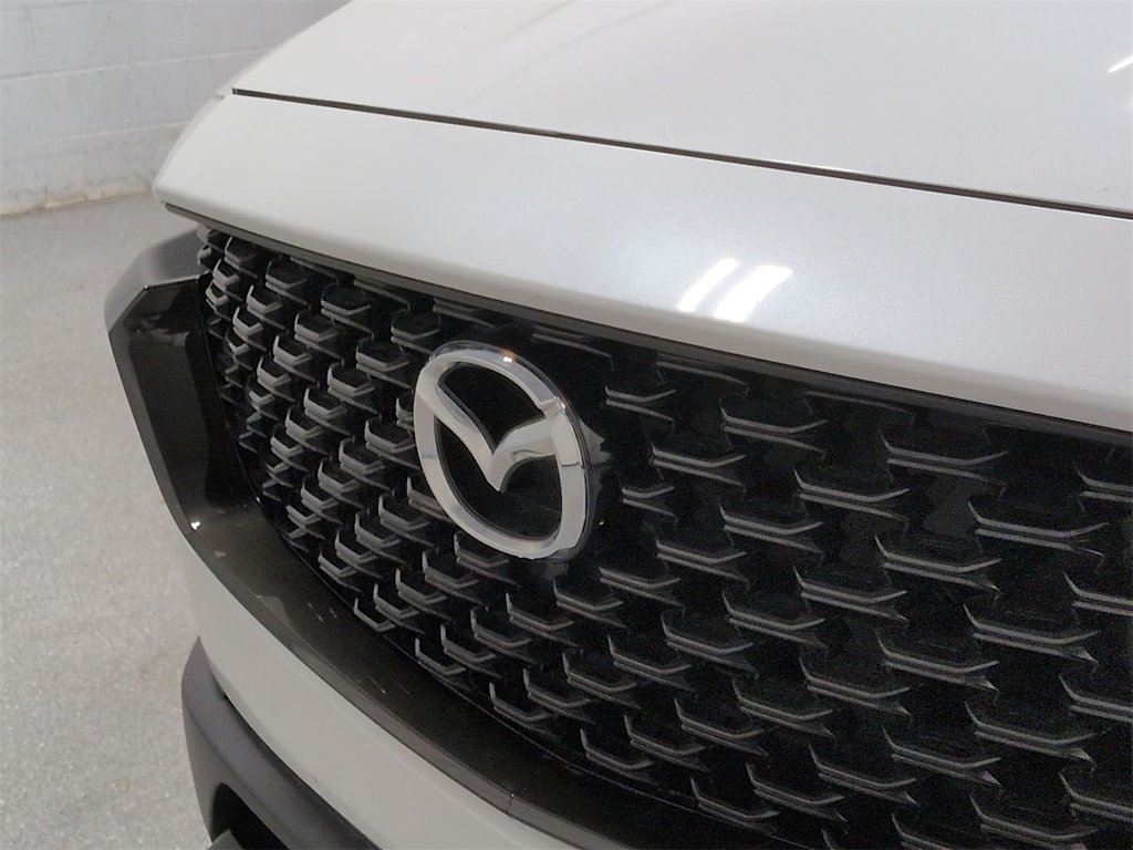 Thumbnail: 2025 Mazda CX-50 - 26