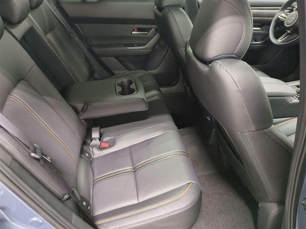 Thumbnail: 2025 Mazda CX-50 - 27