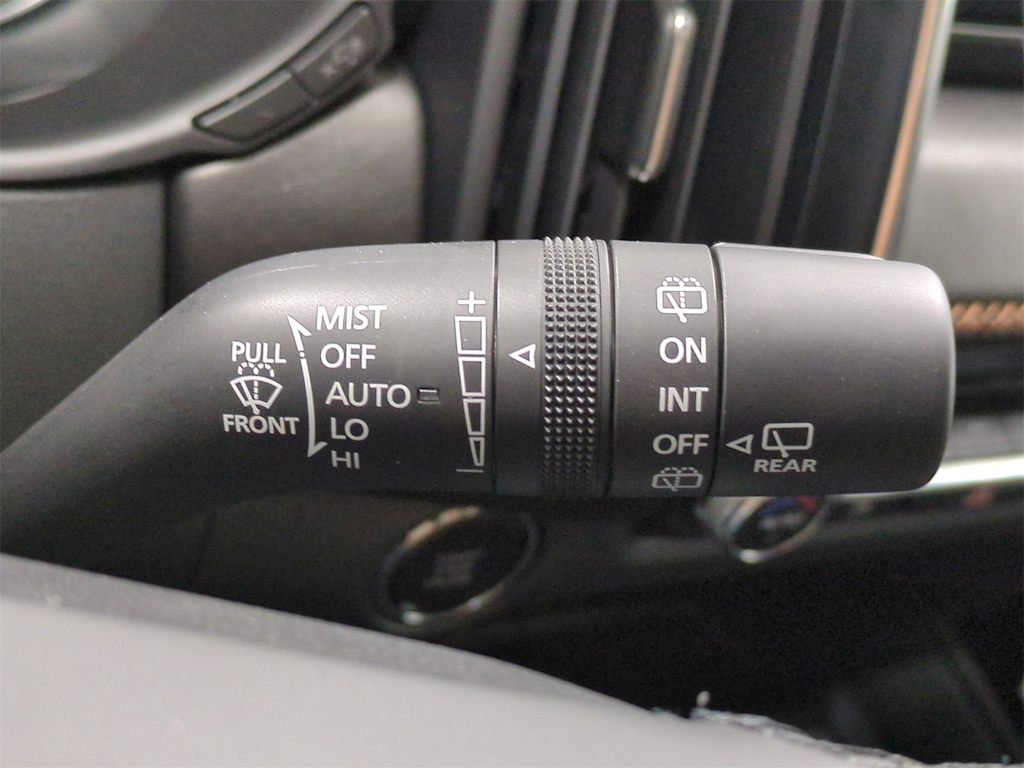 Thumbnail: 2025 Mazda CX-50 - 32