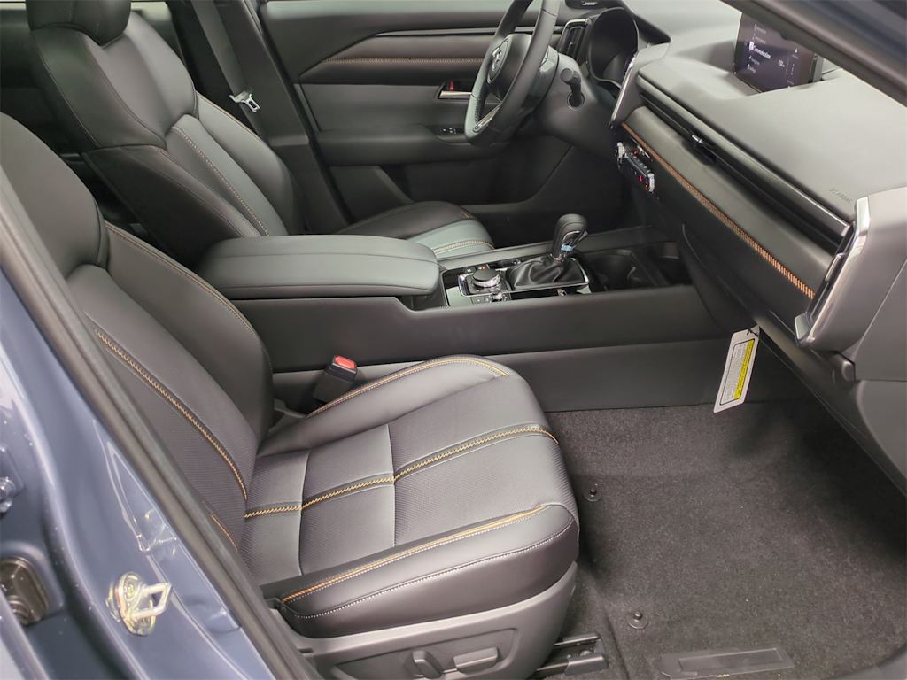 Thumbnail: 2025 Mazda CX-50 - 29