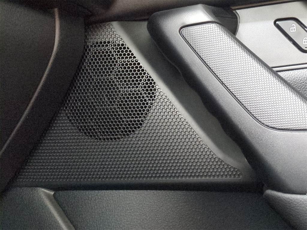 Thumbnail: 2025 Mazda CX-50 - 36