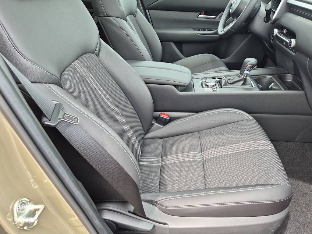 Thumbnail: 2026 Mazda CX-50 - 12