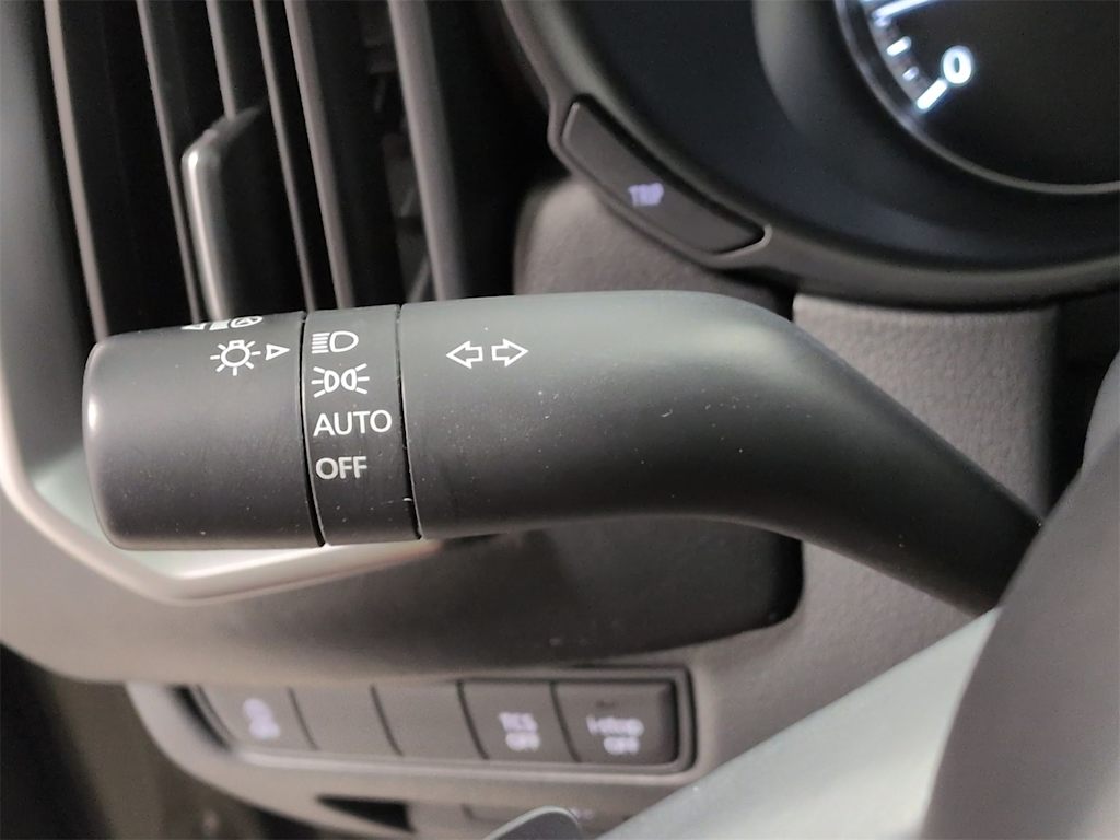 Thumbnail: 2023 Mazda CX-50 - 34