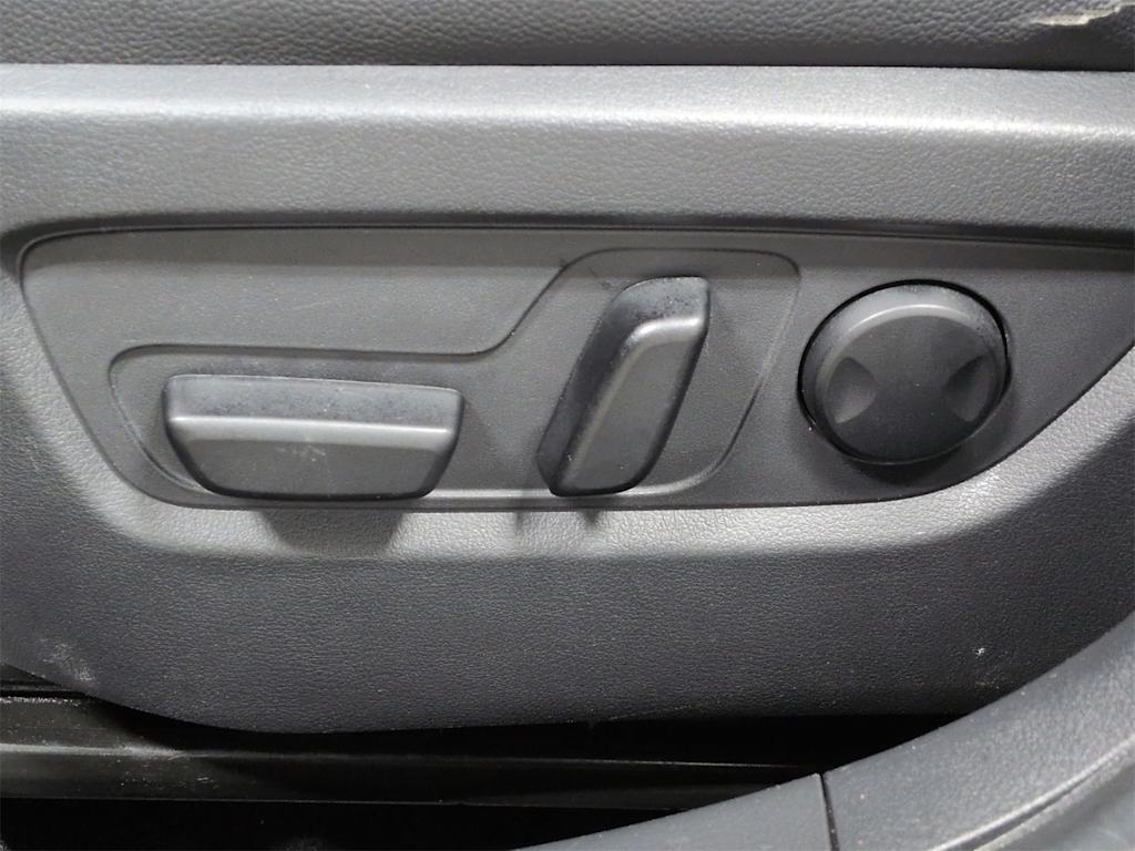 Thumbnail: 2023 Mazda CX-50 - 27