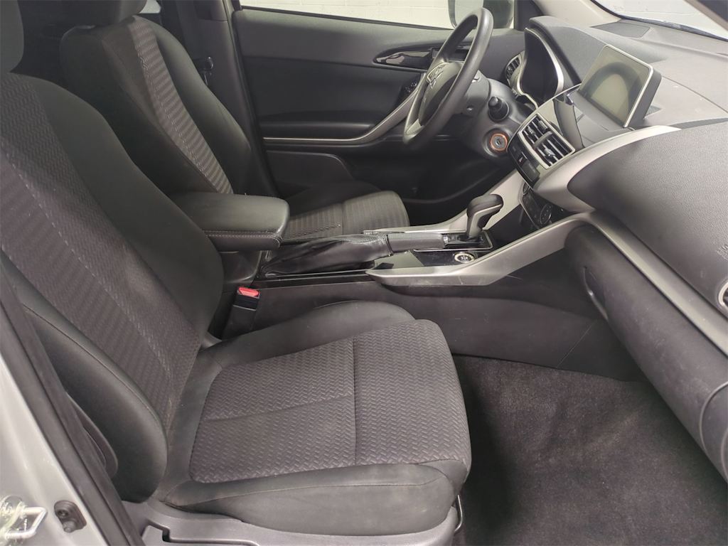 Thumbnail: 2018 Mitsubishi Eclipse Cross - 12