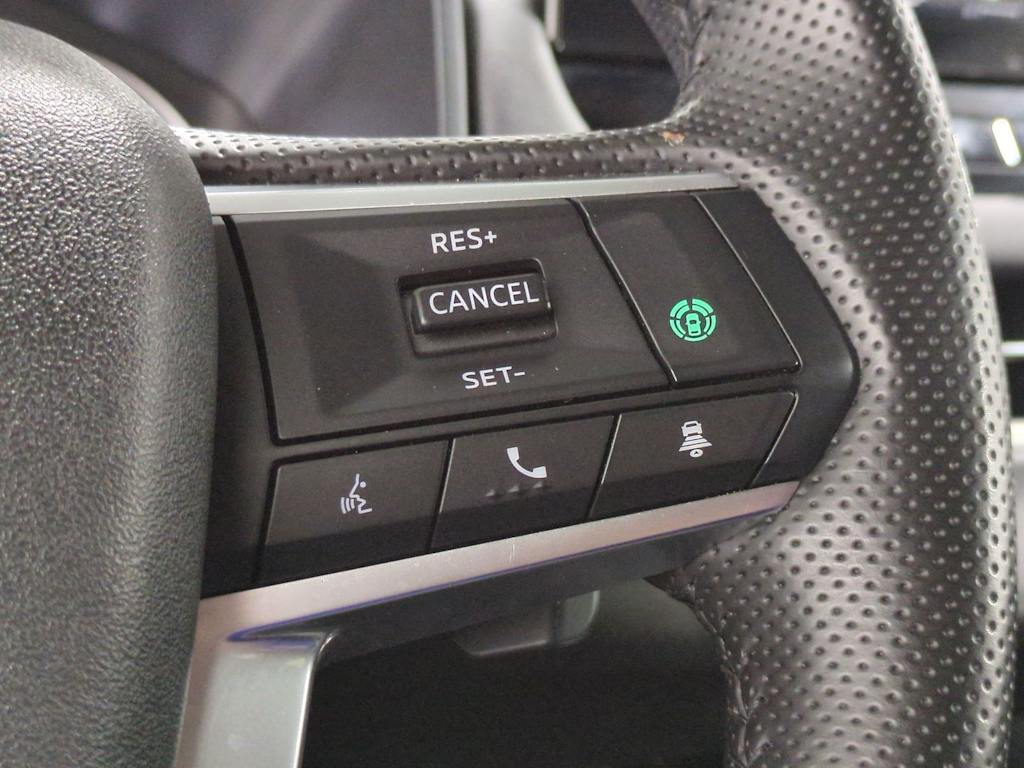 Thumbnail: 2025 Mitsubishi Outlander - 30