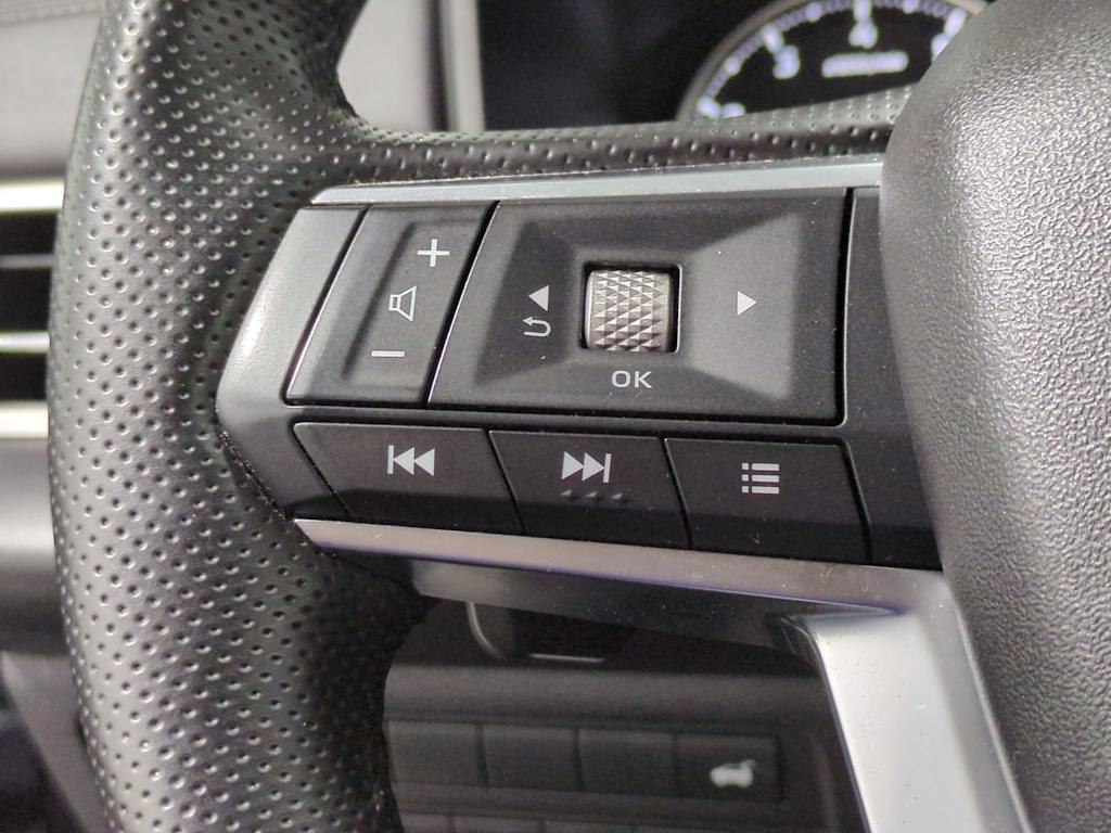 Thumbnail: 2025 Mitsubishi Outlander - 29