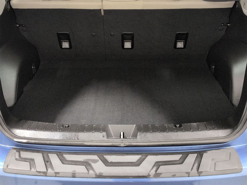 Thumbnail: 2017 Subaru Crosstrek - 18