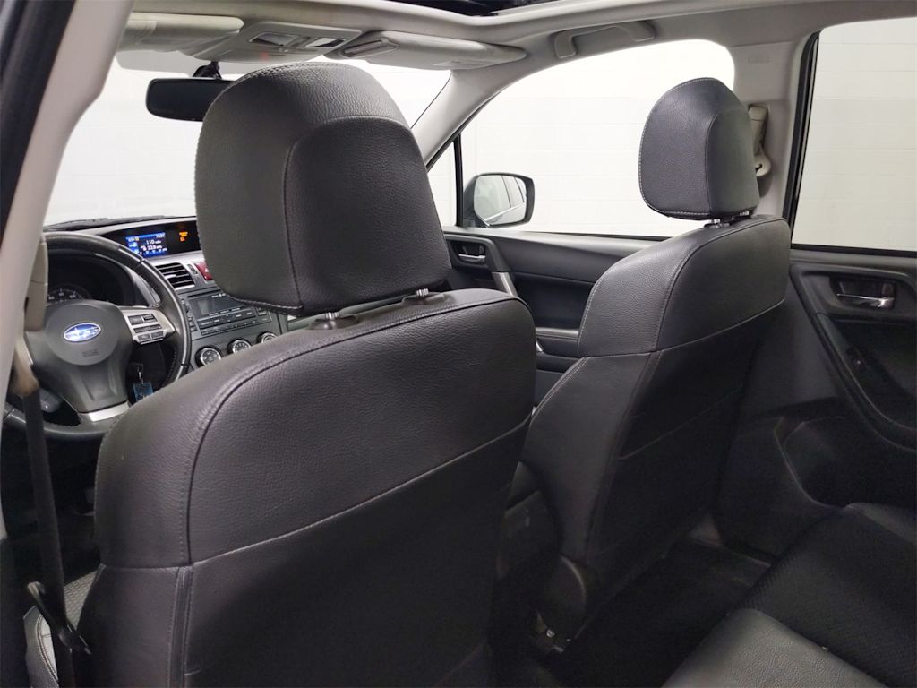 Thumbnail: 2015 Subaru Forester - 12