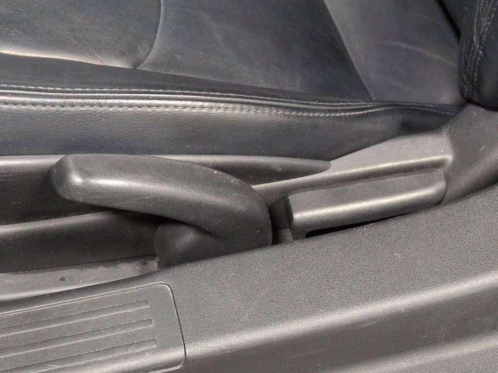 Thumbnail: 2009 Mazda MX-5 Miata - 25