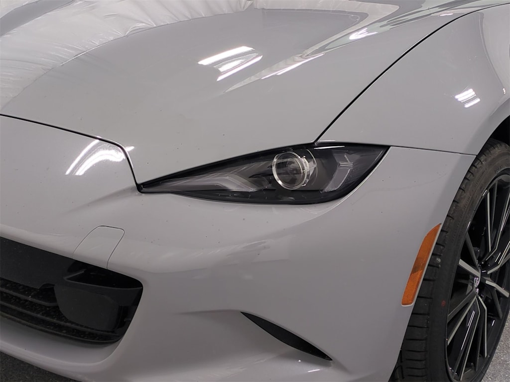 Thumbnail: 2025 Mazda MX-5 Miata - 25