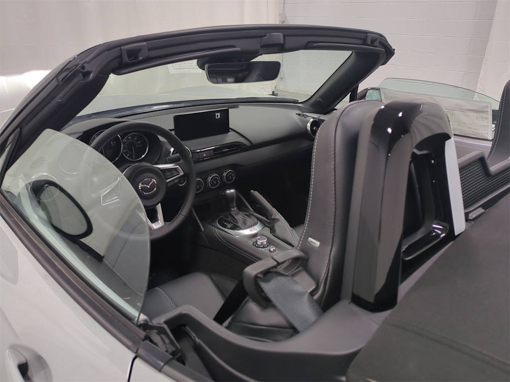 Thumbnail: 2025 Mazda MX-5 Miata - 24