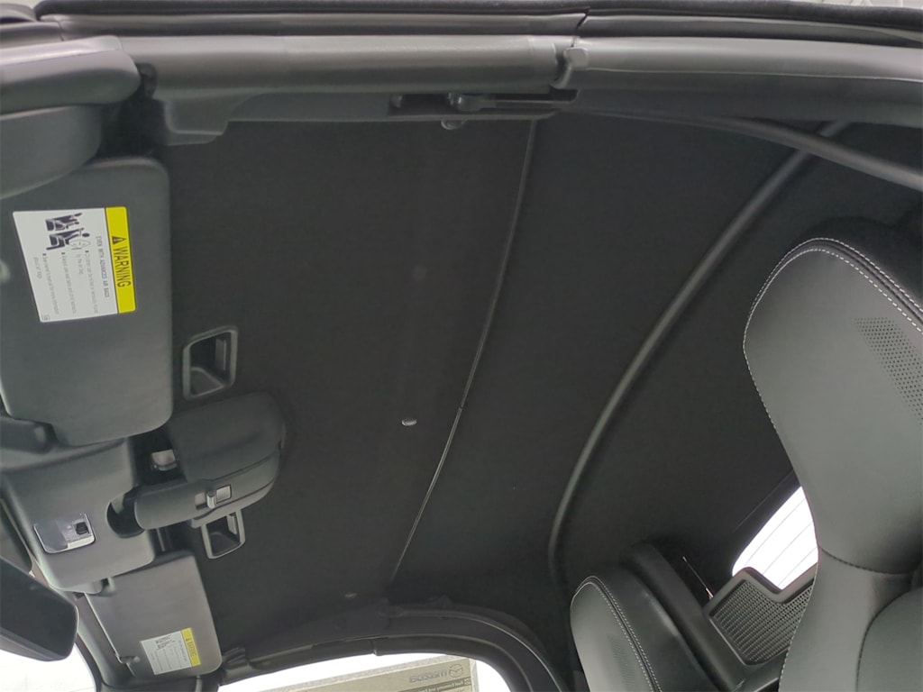 Thumbnail: 2025 Mazda MX-5 Miata - 9