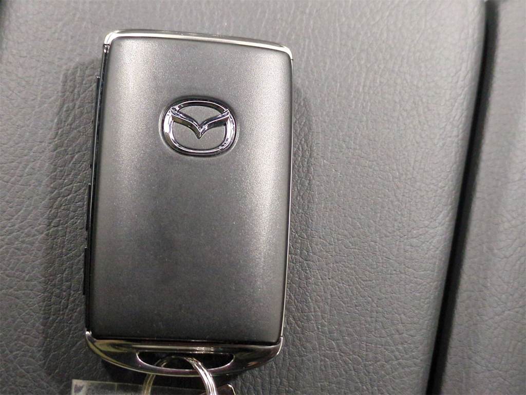 Thumbnail: 2025 Mazda MX-5 Miata - 36