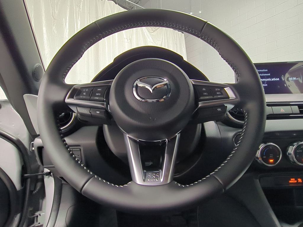 Thumbnail: 2026 Mazda MX-5 Miata - 10