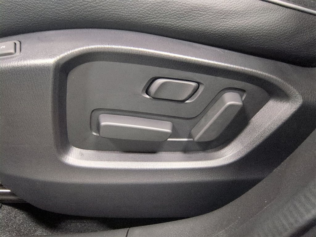 Thumbnail: 2025 Mazda CX-5 - 27